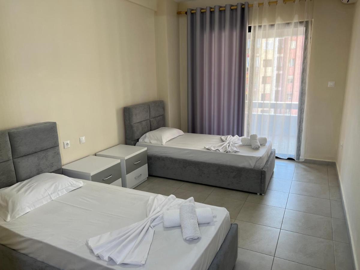 Marinela Apartment Тирана Екстер'єр фото