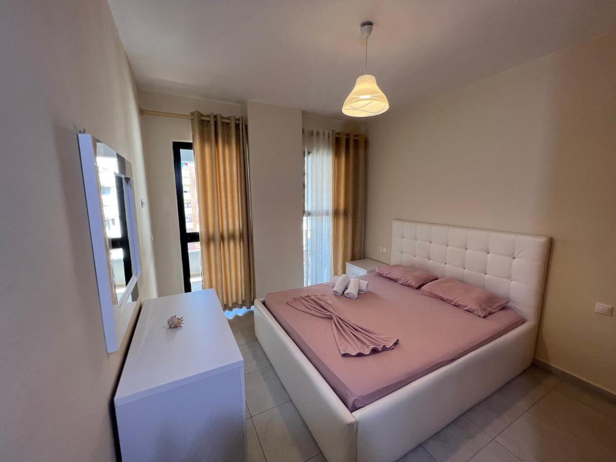Marinela Apartment Тирана Екстер'єр фото