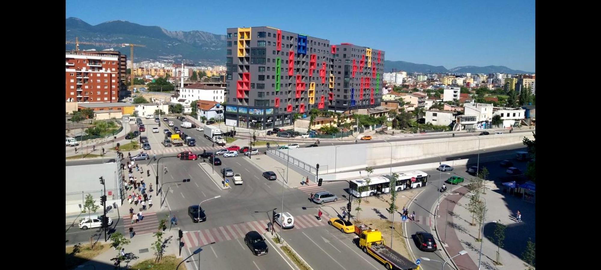 Marinela Apartment Тирана Екстер'єр фото